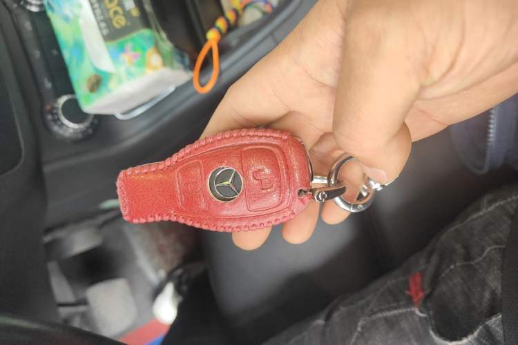 Used Mercedes-Benz B-Class 2017 B 200 Sport Edition Vehicle Key