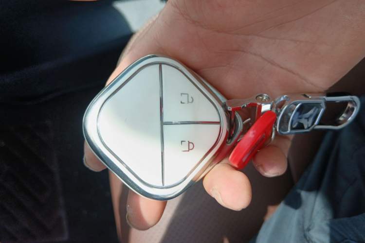 Used Wuling Bingo 2025 333 km Enjoyment Version Vehicle Key