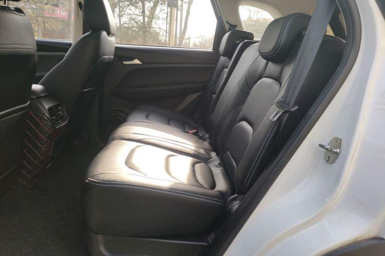 Used Baojun 530 2020 1.5T CVT Prestige Connected Version 7 Seats