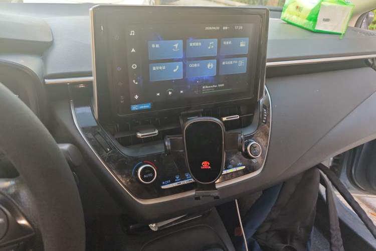 Used Toyota Corolla 2021 Dual-Motor 1.8L E-CVT Elite Edition