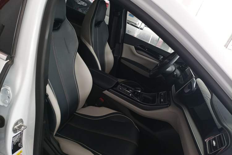 Used BYD Qin PLUS 2021 EV 500KM Luxury Model Right Front Seat