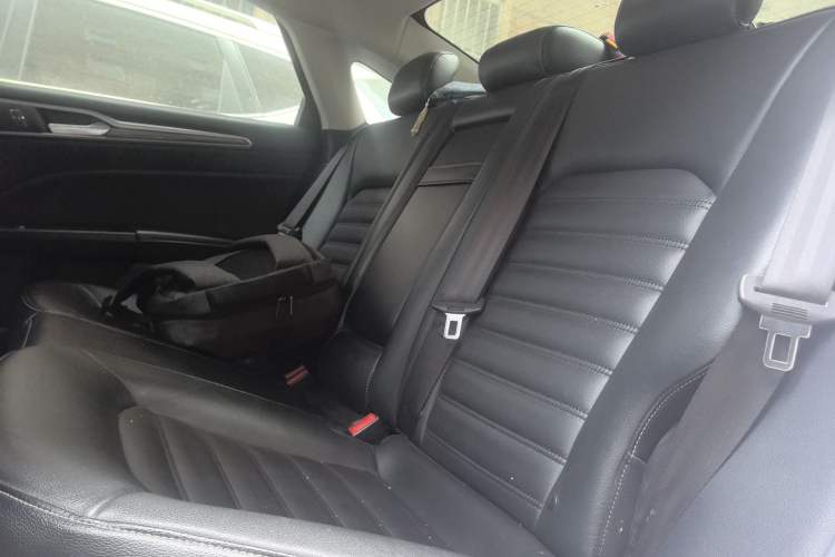 Used Ford Mondeo 2017 EcoBoost 200 Stylish Model
