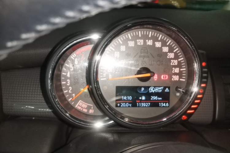 Used MINI 2015 1.5T COOPER Fun Five-Door Edition
