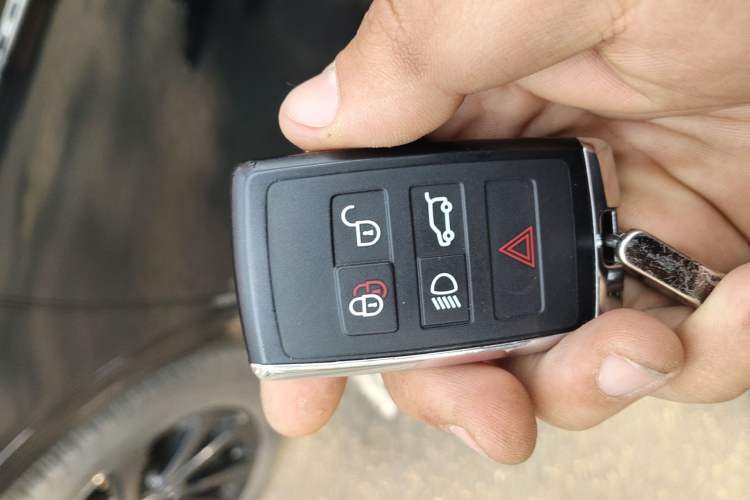 Used Land Rover Discovery Sport 2024 Performance Tech Edition
