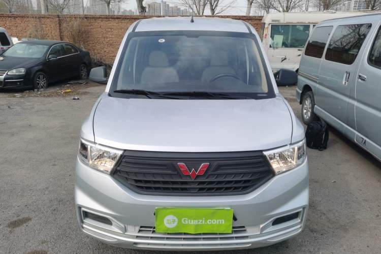 Used Wuling Hongguang V 2022 1.5L Jingqu Edition Electric-Assist LAR Front