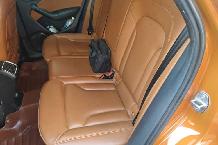 Used Audi Q3 2013 35 TFSI quattro Luxury Model Left Rear Seat