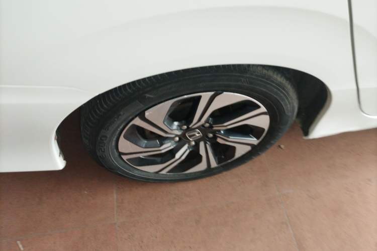 Used Honda Crider 2016 1.8L CVT Luxury Edition
