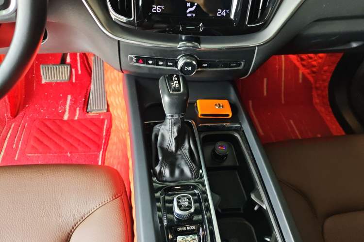 Used Volvo XC60 2021 T5 4x4 Smart Luxury Edition