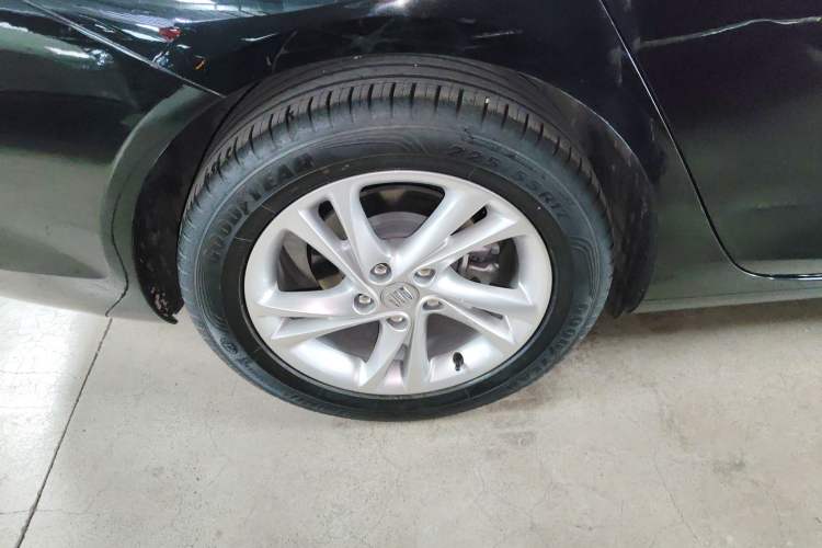 Used Buick Regal 2024 25T Deluxe Edition Right Rear Wheel Hub