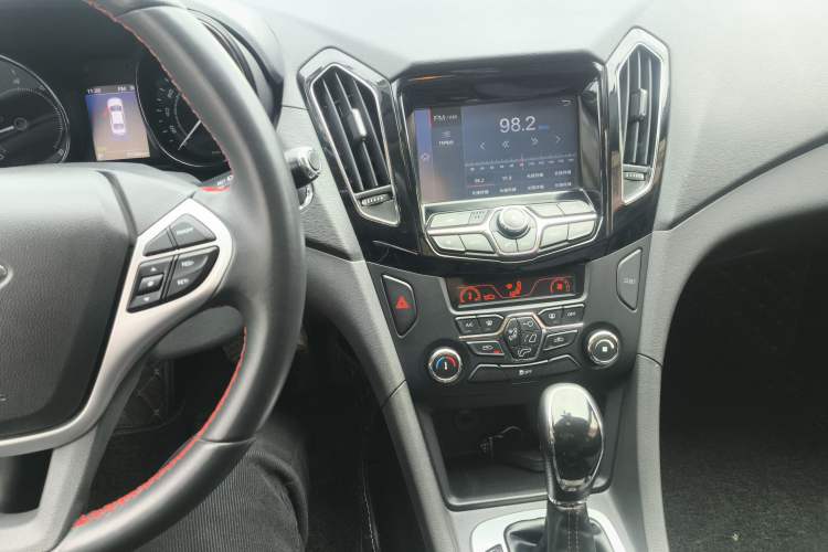 Used Chery Arrizo 7 2017 1.5T CVT ZhiShang Edition
