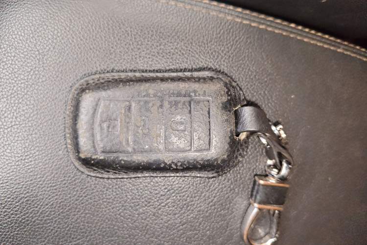 Used CHANGAN OSHAN CX70 2017 CX70T 1.5T Manual High-Performance Edition