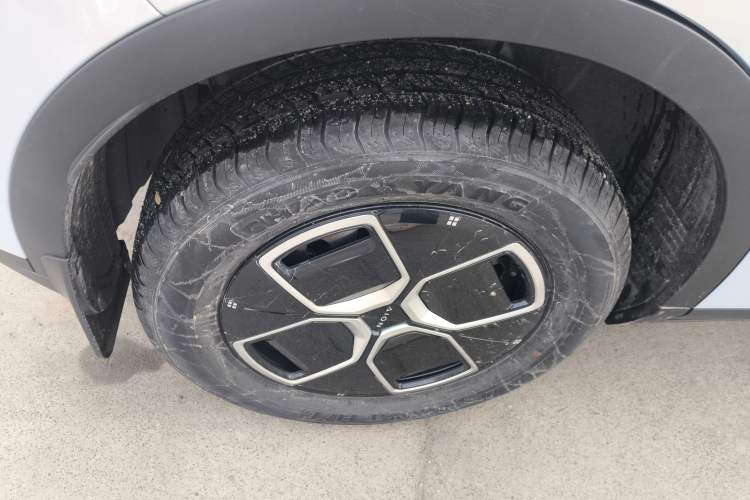 Used AION UT 2025 330 Starlight Edition
