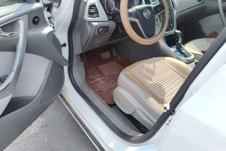 Used Buick GT 2013 XT 1.6L Automatic Fashion Edition