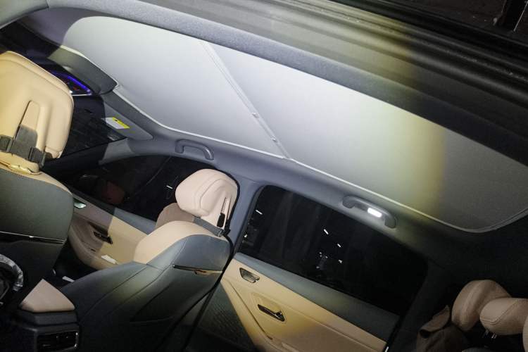 Used Deepal SL03 2023 200Max Range-Extended Version
