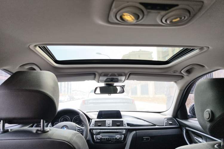 Used BMW 3 Series 2016 320Li Fashion Model
