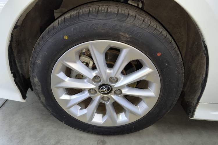 Used Toyota Corolla 2021 Dual-Motor 1.8L E-CVT Elite Edition
