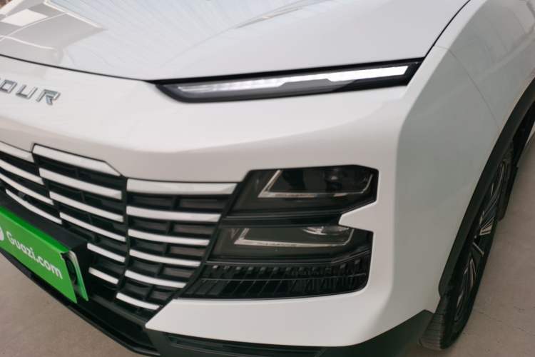 Used JETOUR Dashing i-DM 2023 1.5T DHT Lightning
