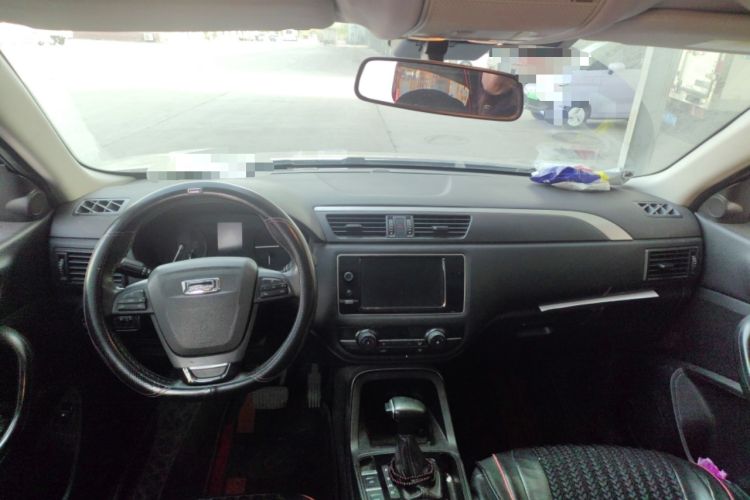 Used Qoros 5 2018 1.6T Automatic Leading Model
