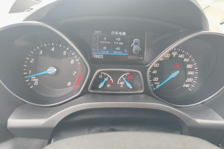 Used Ford Kuga 2015 2.0L GTDi Four-Wheel-Drive Sport Model Instrument Cluster