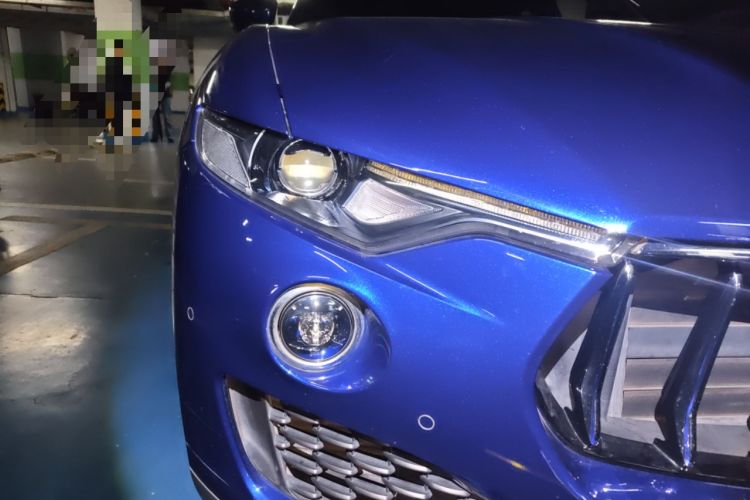 Used Maserati Levante 2016 3.0T Standard Edition Right Front Headlight