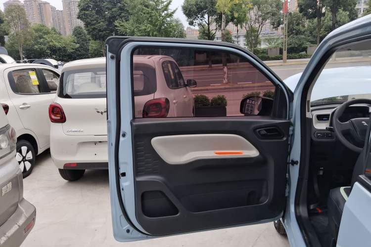 Used Wuling Hongguang MINIEV 2020 Lite Version Lithium Iron Phosphate