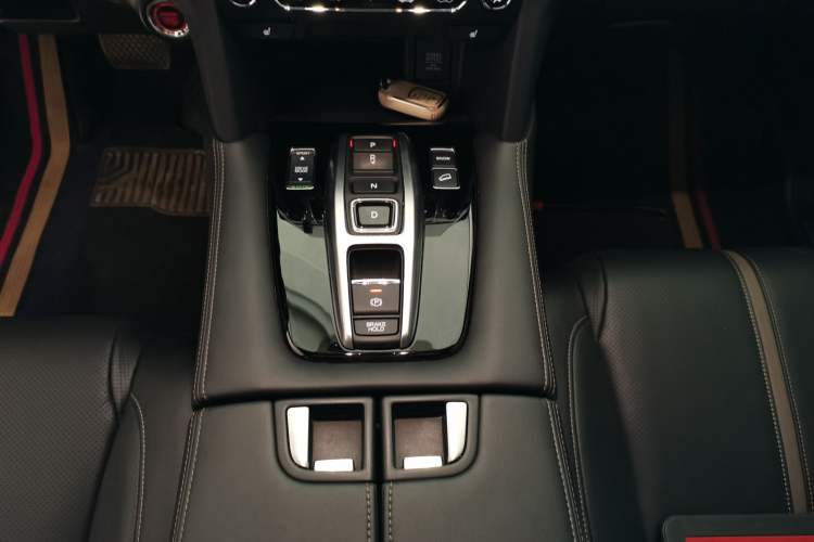 Used Honda UR-V 2020 370TURBO Two-Wheel Drive Luxury Edition