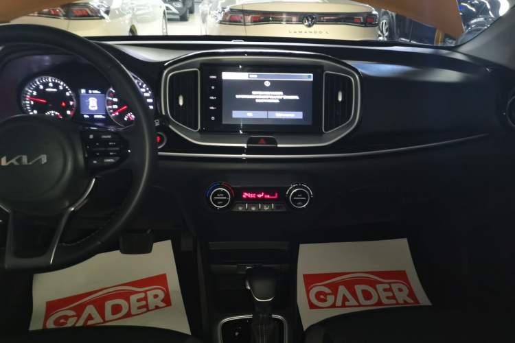 Used Kia kx1 Stonic 2021 1.4L CVT Sunroof Model