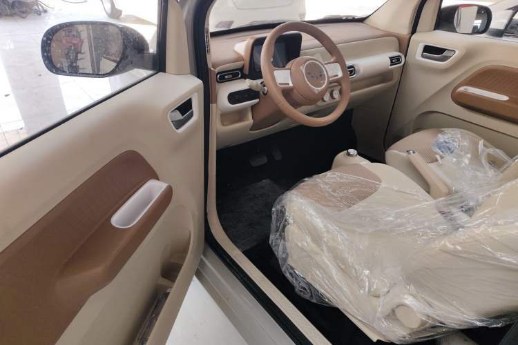 Used Wuling Hongguang MINIEV 2024 3rd Generation 215km Youth Edition