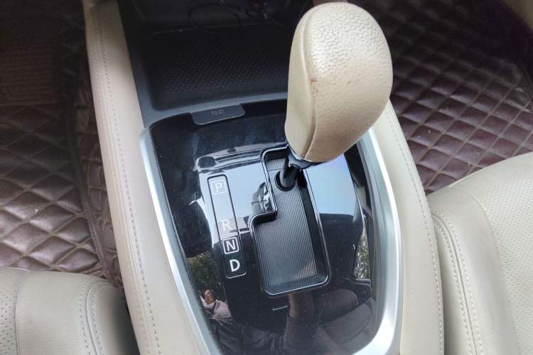 Used Nissan X-Trail 2014 2.5L CVT Luxury Edition 4WD
