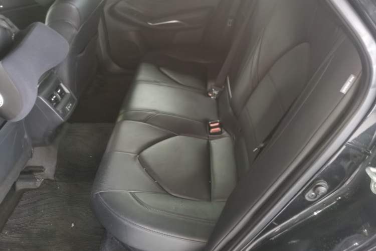 Used Toyota Avalon 2023 Dual-Engine 2.5L Luxury Edition