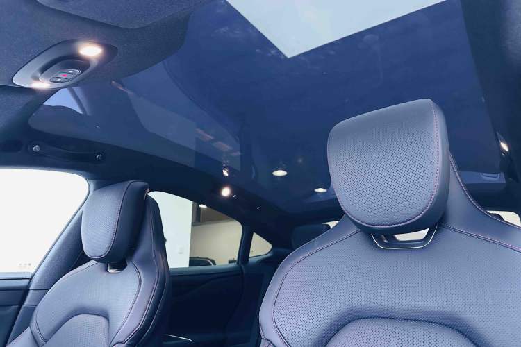 Used Xiaomi Auto SU7 2024 Rear-Drive Long-Range Intelligent Driving Version