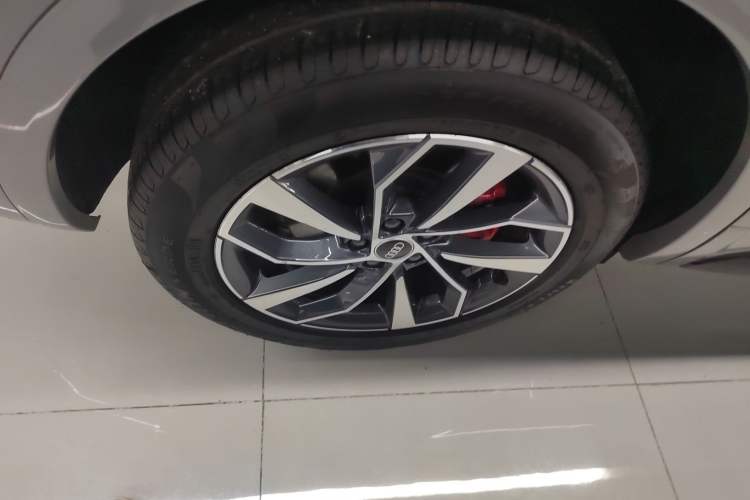 Used Audi Q5L 2025 40 TFSI Luxury Dynamic Edition