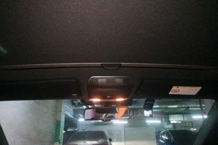 Used Volkswagen FAW-Volkswagen CC 2015 1.8TSI Luxury Model Headliner