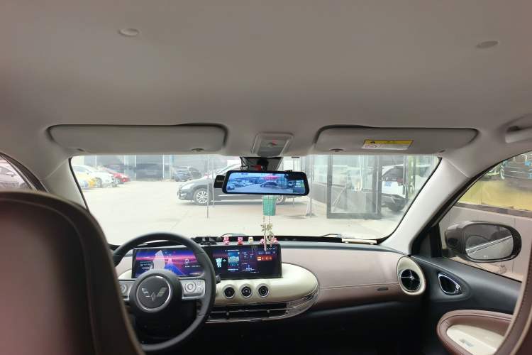 Used Wuling Bingo 2023 333 km Enjoyment Version
