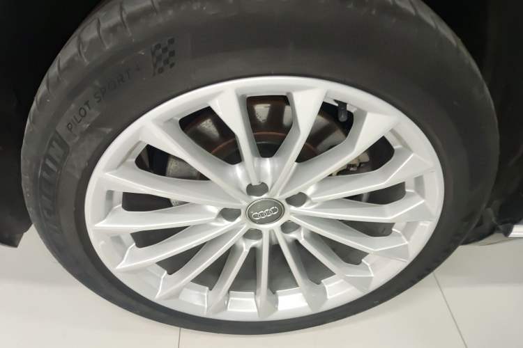 Used Audi A8 2019 Plus A8L 50 TFSI quattro Comfort Model