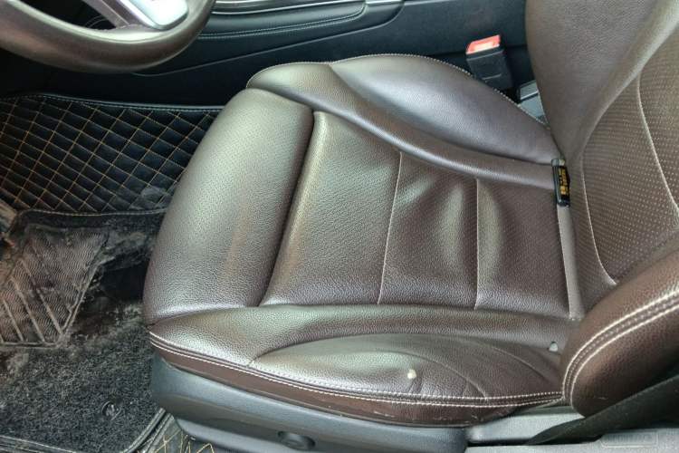 Used Mercedes-Benz GLC 2021 GLC 260 L 4MATIC Luxury Model Left Front Seat