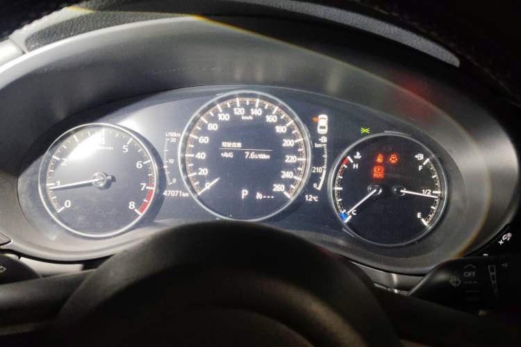 Used Mazda 3 Axela 2020 1.5L Automatic Luxury Version Instrument Cluster