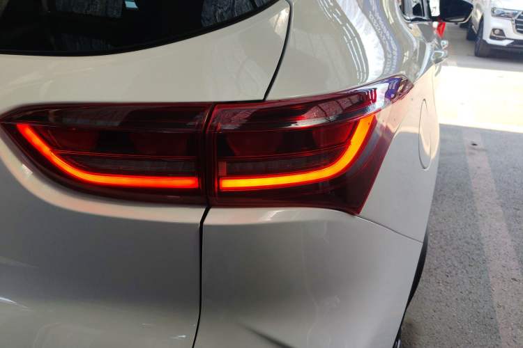 Used JETOUR X70 2023 1.5T DCT Beyond PRO Edition 5-Seater