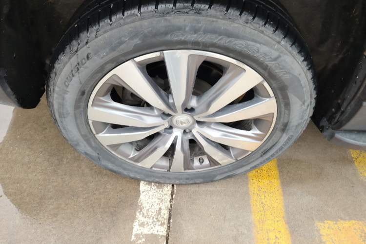 Used Changan CS95 2017 2.0T Two-Wheel Drive Zhitu Edition