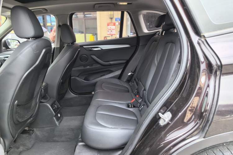 Used BMW X1 2016 sDrive18Li Fashion Model Left Rear Seat