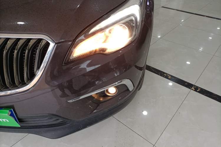 Used Buick Envision 2016 20T Two-Wheel-Drive Elite Model Left Front Headlight