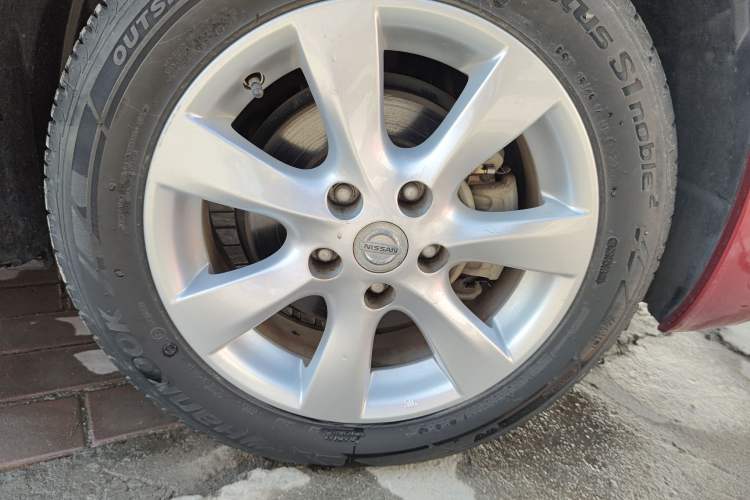 Used Nissan Tiida 2014 1.6L CVT Smart Model