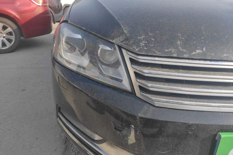 Used Volkswagen Magotan 2015 Facelift 1.8TSI Luxury Model Right Front Headlight