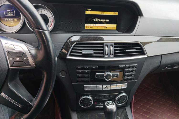 Used Mercedes-Benz C-Class 2011 C 200 CGI Fashion Model