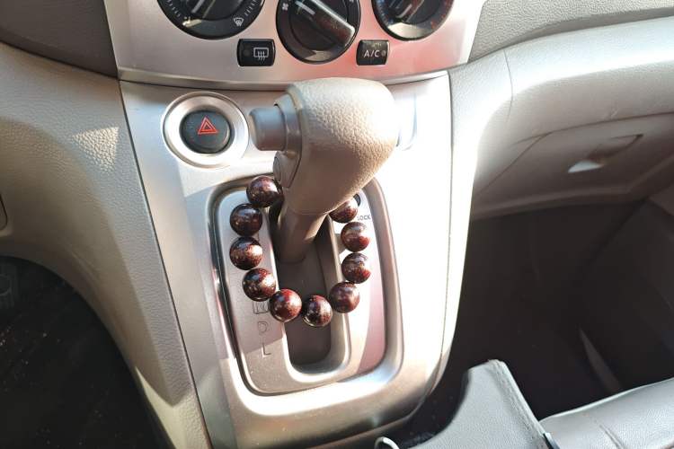 Used Nissan NV200 2016 Revised Version 1.6L CVT Luxury Edition