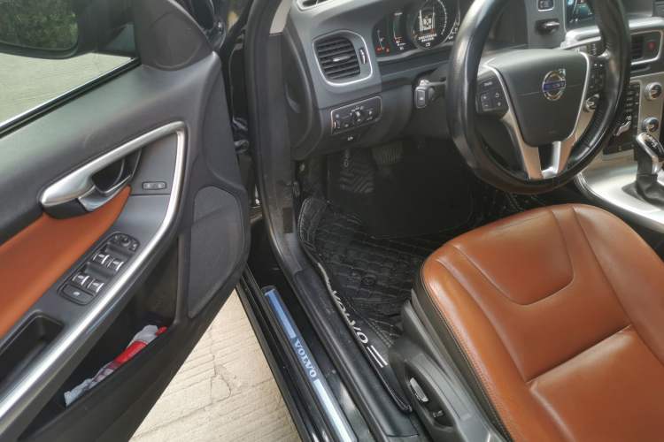 Used Volvo S60 2017 S60L T4 Smart Range Edition