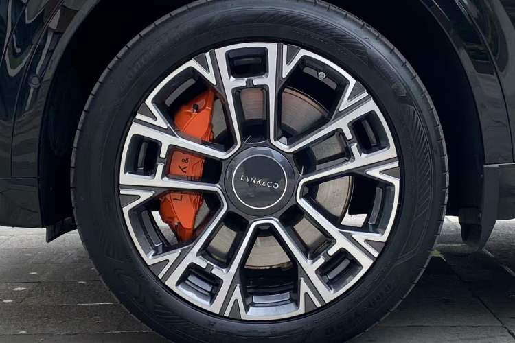 Used Lynk & Co 900 2025 1.5T Ultra Exterior 4