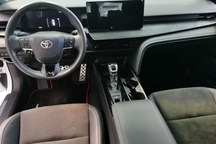 Used Toyota Camry 2024 Dual-Motor 2.0 HXS Sport Plus Edition
