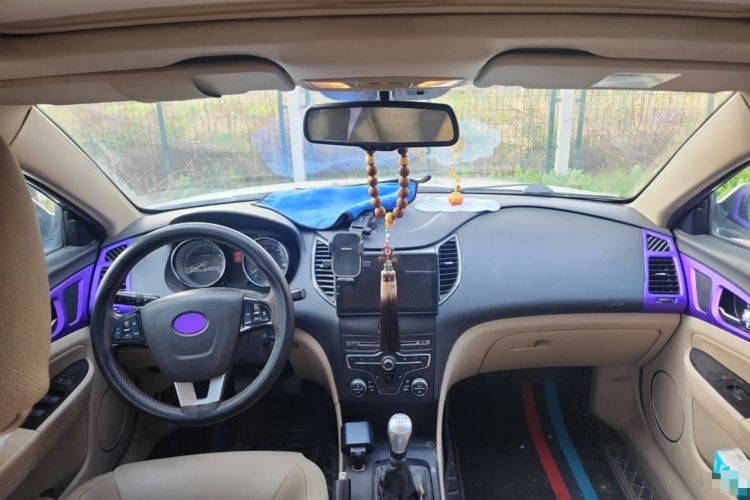 Used Bestune B50 2013 1.6L manual luxury version
