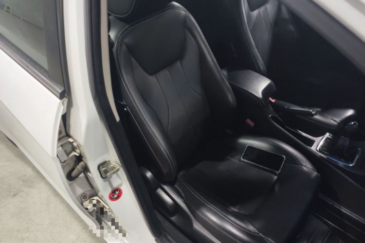 Used Geely Auto Emgrand 2016 Sedan 1.5L Manual Upward Edition Right Front Seat